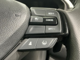 クルーズコントロールを装備しています。高速道路などで一定の速度で走ってくれるので運転が楽ですよ!速度を設定できますので、スピードの出しすぎにも注意できます。