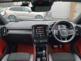 XC40 B4 AWD Rデザイン 4WD 