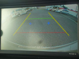 ガイドライン表示機能つきバックモニターです!バックでの駐車時など後方の安全確認ができて安心安全ですね♪