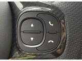 BluetoothやCarPlay&Aodroid Auto(※装備車)接続により、ハンズフリー通話はもちろん、オーディオ操作やソースの切り替えも可能です。