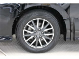 タイヤサイズ(205/60R16)です。
