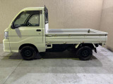 お求めやすいい価格帯のお車ですが状態重視で仕入れを社長自ら行っております。