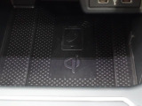 置くだけ充電も付いております!