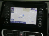 【7インチ純正ナビ】純正ナビを装備。タッチパネル式で使いやすく、詳細地図により目的地をピンポイントで設定できます。初めての道でも迷いにくく、ロングドライブも快適ですよ♪