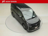 両側パワースライドドア付きだから、狭い駐車スペースなどでの乗り降りラクラク♪小さなお子さまのいるご家庭には嬉しい装備です。