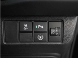 ◆パーキングセンサーシステム◆車庫入れの時などに近くに障害物がある場合、障害物までの距離を音で知らせてくれます。