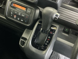 発進時から滑らかに加速する無段階変速のCVTはストップ&ゴーの多い街の中も快適です