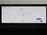 日々の移動をスマートにするナビゲーション。複雑な市街地でも迷いにくく、通勤・買い物にも便利です。毎日使うからこそ、嬉しい装備です。