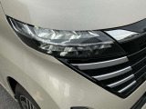 LEDヘッドランプ仕様。シャープな白光色のLEDランプを採用しました。夜の視界を明るくしてくれます。