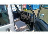 ゆったりとした運転席で快適な乗り心地のシートです!ぜひご来店いただき実際にお試し頂ければと思います!
