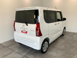 お客様にぴったりなおクルマをお選びいただけますように様々な展示車をご用意致しております!ダイハツの軽自動車だけではなく、他メーカー車やコンパクトカー・ミニバンなども数多く取り揃えております!