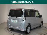 色は精悍なブライトシルバーメタリックです。