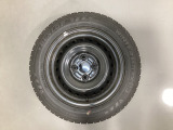 当社にてデモ走行時に装着していたワンシーズン使用の中古スタットレスタイヤ+ホイール4本セットを用意致しました。(2025年製、タイヤ+ホイールは現状渡し、保証対象外です)