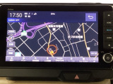 ナビゲーションはフルセグTV、インターナビ対応のGathers純正メモリーナビを搭載しています。Bluetoothオーディオ機能がありますので、スマートフォンなどの音楽も再生できます。