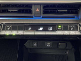 オートエアコンは温度を設定するだけで、自動で風量などを設定してくれます。運転しながら操作も必要ないので、安全性も向上します。