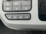 運転席と助手席でシートヒーター付いてます。