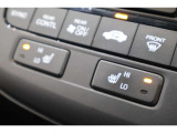 シートヒーター装備付き車!!座席に埋め込まれた電熱線によりシートを暖めることが出来る装備で、温められたシートは、寒い冬には最適です!!