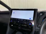 ディスプレイオーディオを装備。スマホとクルマをつなぐことで、これまでのナビに加えて、いろんなサービスが楽しめます。