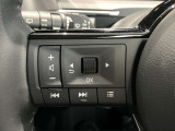 ステアリングスイッチ搭載!ハンドルひとつで手を離さなくても運転中視線をそらさなくても操作が出来て便利です♪
