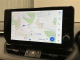 純正ナビを装備。タッチパネル式で使いやすく、お出かけもラクラクです。