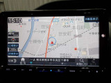 ナビ付なので、遠出の際も道に迷うことはありません♪安心してドライブをエンジョイして下さい♪(アルパインX9NX)