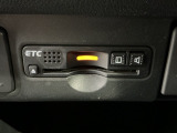 いまや快適なカーライフに欠かせないETCが付いています。