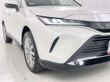 フォグランプ装着車です。暗い夜道の車両前方を明るく照らします