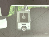 【ドライブレコーダー】ドライブレコーダー装備!走行中はもちろん、あおり運転や事故に遭遇した際、映像で記録し、万一のリスクに備えます。※記録用SDカードはお客様ご自身でご準備いただく必要があります。