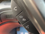 「運転中、電話がきちゃった・・・」そんなときは、こちらのボタンを使いこなせば、楽々と電話ができます!焦って路肩に止める事や、ながら運転を避けることも出来るので安全運転にも繋がります!