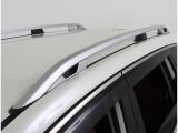 人気オプションのルーフレール!新車のオーダー時のみに取付可能なオプションです!