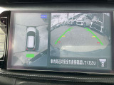 アラウンドビューモニターは、4個のカメラで真上から車を見たようにモニターで確認ができる日産の自慢の装備です。是非実際の車で体感してみてください。