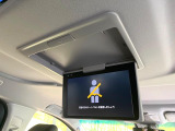 【フリップダウンモニター】家族や友人とお出かけする機会が多い方に大人気のフリップダウンモニター!大画面モニターで車内はエンタメ空間!退屈しがちな長距離ドライブも楽しい時間に変わります!