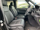 店舗併設のサービス工場にてホンダ車を知り尽くしたサービススタッフが心を込めて納車整備を実施致します。