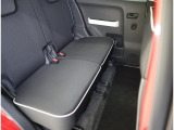 実は後席が意外と広いハスラー!シートを倒せば広い荷室に早変わりです!