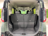 普段のお買い物や通勤、送迎等に十分な荷室スペースを確保しております。セカンドシートを倒すと、大きな荷物の積載も可能です♪