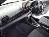 広々とした車内空間に優れた燃費性能。更にデザインも上質で人気のお車です!