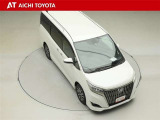 両側パワースライドドア付きだから、狭い駐車スペースなどでの乗り降りラクラク♪小さなお子さまのいるご家庭には嬉しい装備です。