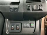 運転席スイッチ部 人気装備の両側オートスライドドア付きで、とっても便利です!!