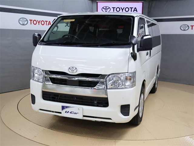 トヨタ ハイエースバン 