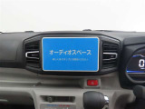 お好みのナビ・オーディオをお選びいただき、快適な車内空間を満喫ください。