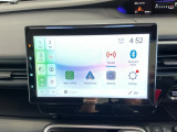 スマートフォンに接続すると、音楽を聴くことができます♪もちろんFM/AMラジオもお聞きいただけますよ♪