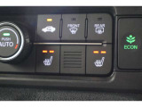 シートヒーター装備付き車!!座席に埋め込まれた電熱線によりシートを暖めることが出来る装備で、温めたられたシートは、寒い冬には最適です!!