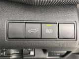 両手が荷物で塞がっている時にはコレ!パワーバックドアで開閉ラクラクです。バックドアに手が届かない時も、リモコンで開閉の操作が可能です。もちろん、荷物もたっぷり積めます。