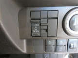 片側電動スライドドアのスイッチ付です。車内からもスイッチひとつで楽にドアの開閉が可能です。電動なので開閉時に力を使う必要がなく、半ドアになることもありません!