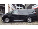 【トヨタ認定中古車】まるごとクリ-ニング(見えない所まで徹底洗浄)、車両検査証明書(車の状態を徹底検査)、ロングラン保証(買ってからも安心!)、3つの安心をセットにしたトヨタ販売店の中古車ブランドです