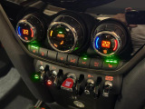 ◆LIBERALAは、輸入車選びの新たなスタイルを提案するインポート・セレクト・ブランドです。オーナー様となる方がクルマから直接感じる感性を第一にした、最良の一台との出会いをコーディネートいたします。