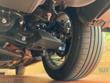 お車を安心してお乗りいただく為には、足回りの定期点検が欠かせません。サービスサポート(有償保証)では無料点検もご提供しており、安心のカーライフをお過ごしいただけるサポート体制が整っています。