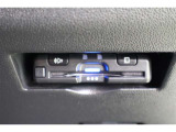 ボイスタイプのETC搭載。高速道路出入口もスマートに通過! 今やマストアイテムですね。納車前には使用できるようにセットアップをさせていただきます。ETCカードの取扱もしておりますのでご相談ください。