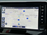 日産純正メモリーナビ付きで、遠くのお出かけの心強い味方です♪Bluetooth,CD,DVD装備で色々な音楽ソースが楽しめ直感的に操作できるタッチパネル♪