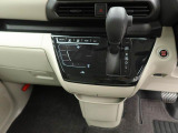 お車を購入される際はご不明な点や不安な点もあるかと思いますが、困ったらお気軽にご相談下さい! (052)899-0677までお電話頂ければ当店のスタッフがじっくりお話を聞かせて頂きます!